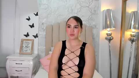 Snapshot of nikki_moon_ chatting on July 2026 07:12:01 AM nikki_moon_ online show from July 2026 07:12:01 AM