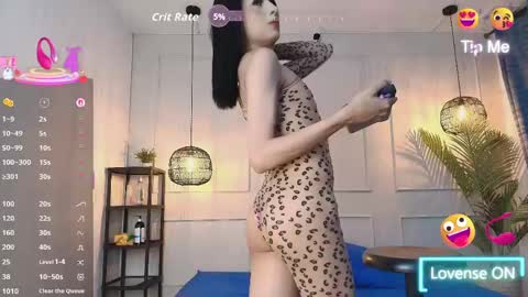 Snapshot of nikki_vesper chatting on April 2026 03:33:02 AM nikki_vesper online show from April 2026 03:33:02 AM