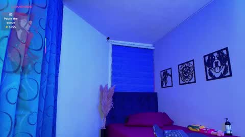 Snapshot of nikki_vesper chatting on May 2026 03:44:02 AM nikki_vesper online show from May 2026 03:44:02 AM