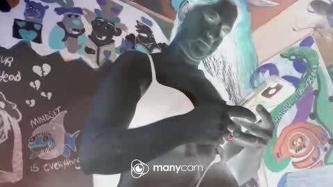 Nikkie online show from December 2025 07:21:01 PM