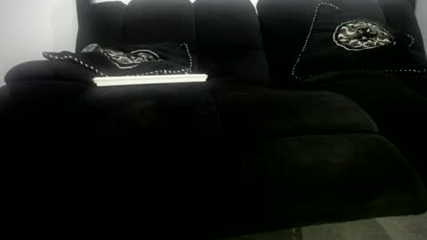 Snapshot of nikkkibabyyyy chatting on November 2025 06:18:02 PM Niquita Sparkles online show from November 2025 06:18:02 PM