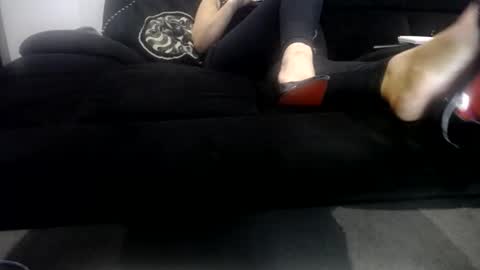 Snapshot of nikkkibabyyyy chatting on November 2025 06:24:02 PM Niquita Sparkles online show from November 2025 06:24:02 PM