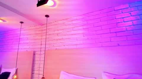 Nikky Dean online show from September 2025 03:30:02 AM