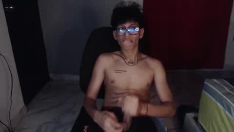 Snapshot of niklaus_wolf chatting on October 2025 01:46:01 AM niklaus_wolf online show from October 2025 01:46:01 AM