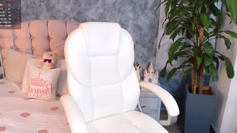 Niko Robin online show from February 2025 02:09:02 AM