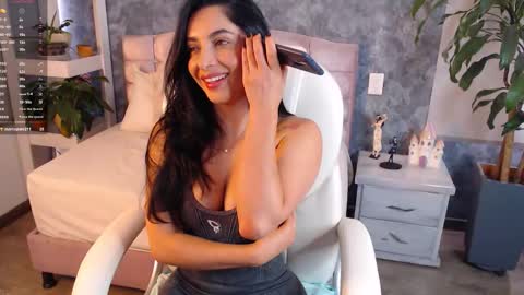 Niko Robin online show from October 2025 06:37:01 PM