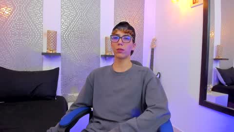    online show from January 2025 04:00:02 AM