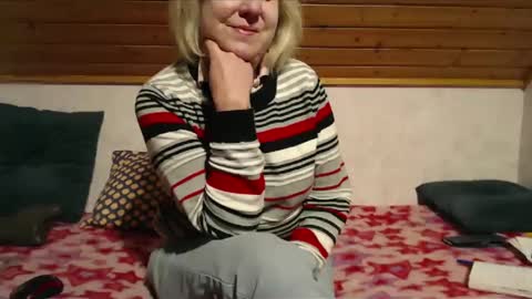 Nikole1 online show from February 2025 05:12:01 PM