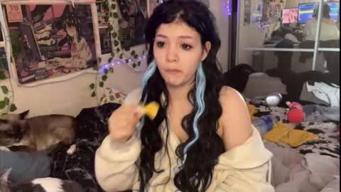 Snapshot of nikoli_naw chatting on October 2025 01:57:01 AM nikoli_naw online show from October 2025 01:57:01 AM