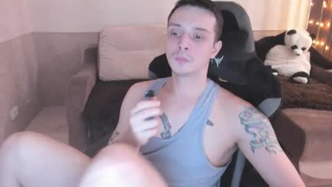 Nikolos online show from January 2025 09:51:02 PM