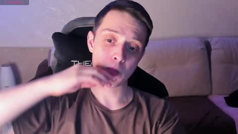 Nikolos online show from February 2025 08:20:02 PM