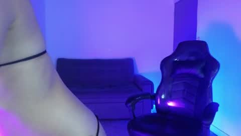 nikolwalter online show from June 2026 07:28:01 AM