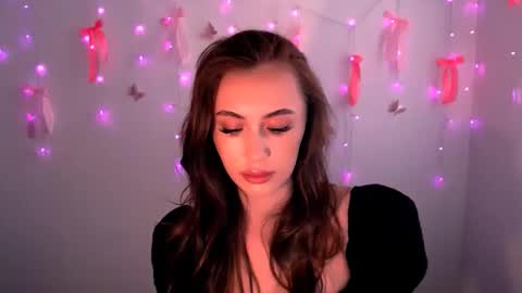 Snapshot of nikonara_ chatting on June 2026 11:59:01 AM nikonara_ online show from June 2026 11:59:01 AM