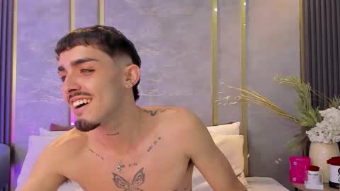 Niko Stone online show from November 2025 05:28:02 AM