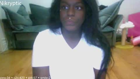 Nikole online show from October 2025 07:08:01 AM