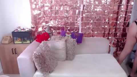 niky_blue online show from November 2025 08:22:02 PM