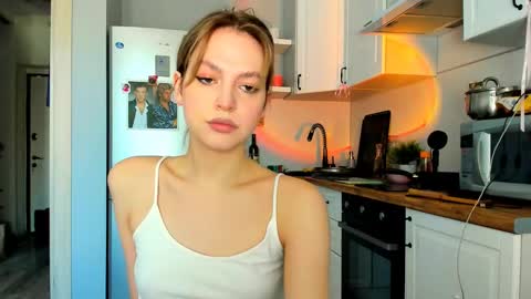 Veronica online show from February 2025 10:45:01 AM