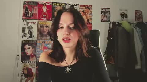 Veronica online show from March 2026 06:54:01 PM