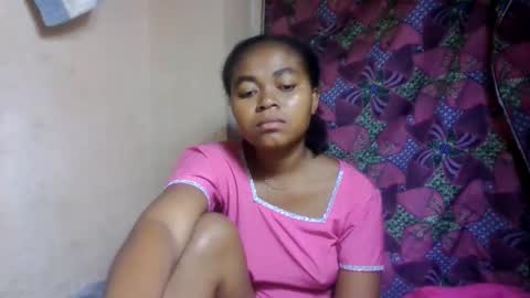 Snapshot of nilahmarie chatting on June 2026 04:57:01 AM nilah online show from June 2026 04:57:01 AM