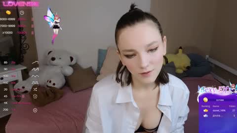 Nillie online show from December 2024 09:13:01 PM