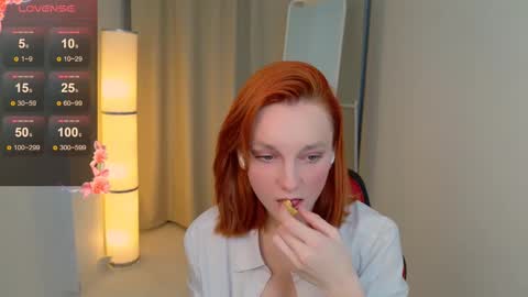 Nillie online show from February 2025 10:18:02 PM