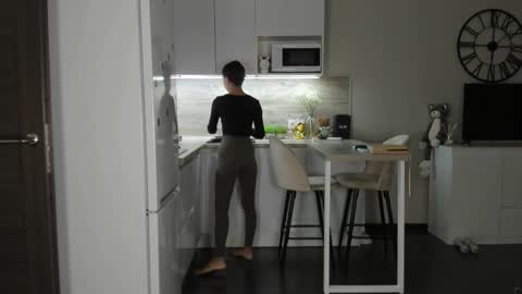 Bella online show from February 2026 02:52:02 AM