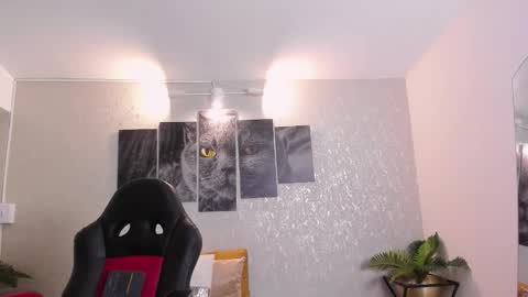 Nils online show from September 2025 02:33:02 AM