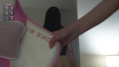 Jennet online show from February 2025 07:52:02 PM