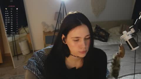 Jennet online show from March 2026 07:09:01 PM