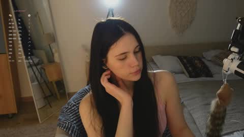 Jennet online show from March 2026 05:25:01 PM