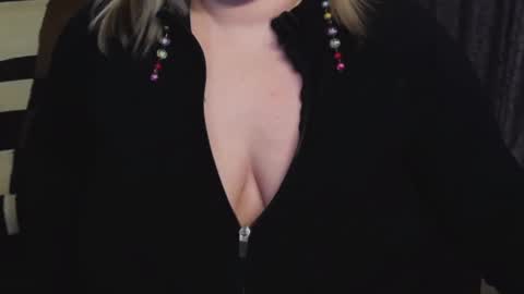 Blonde Nimpho online show from January 2025 11:41:01 AM