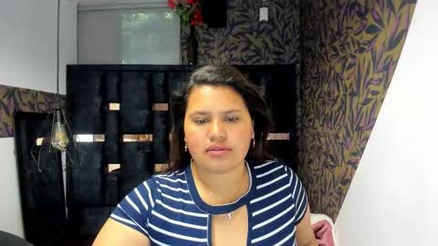 NINA SKY online show from November 2025 12:05:02 PM