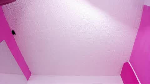 Nina online show from December 2024 12:29:02 PM