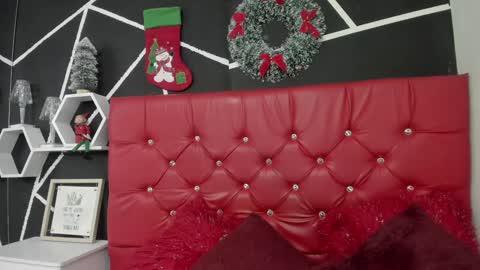 Nina online show from December 2024 08:11:02 AM