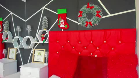 Nina online show from December 2024 03:47:02 AM