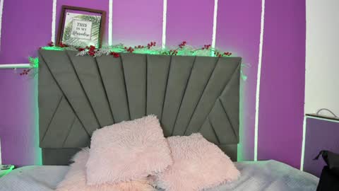 Nina online show from January 2025 04:28:01 AM