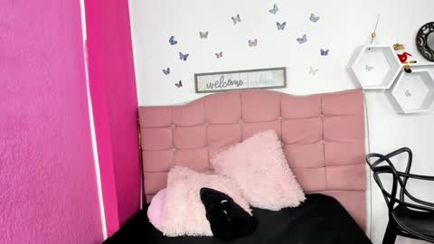 Nina online show from January 2025 06:03:01 AM