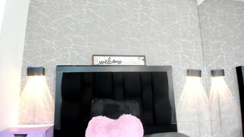 Nina online show from January 2025 06:54:01 AM