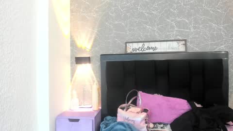 Nina online show from January 2025 09:13:01 AM