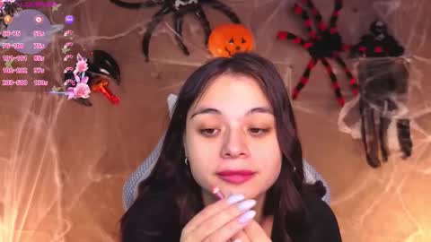 Ketrin online show from October 2025 02:45:02 AM