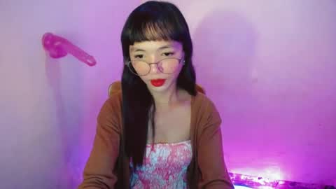 Nina online show from June 2026 05:09:01 AM