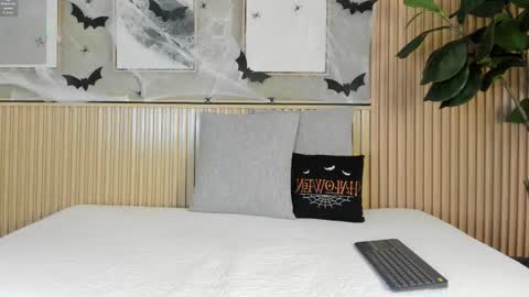 Snapshot of nina_soul chatting on October 2025 12:15:01 PM NINA online show from October 2025 12:15:01 PM