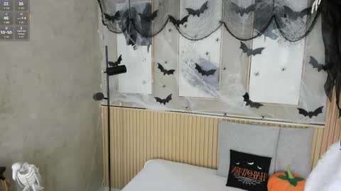 Snapshot of nina_soul chatting on November 2025 01:24:03 PM NINA online show from November 2025 01:24:03 PM