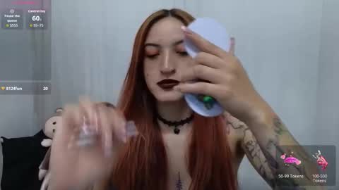 Ninaa fox online show from November 2025 03:23:01 PM