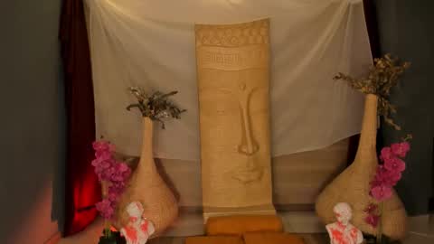 Nina online show from October 2025 04:36:01 AM