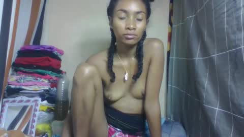 ninaeaa online show from March 2026 09:32:02 PM