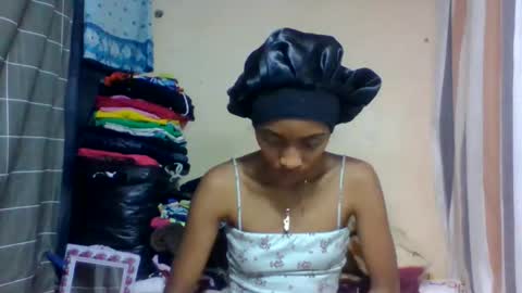 Snapshot of ninaeaa chatting on May 2026 08:10:01 AM ninaeaa online show from May 2026 08:10:01 AM