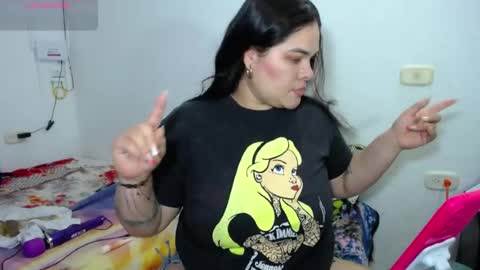 Snapshot of ninafuentes2x chatting on July 2026 01:34:01 AM NinaFuentes online show from July 2026 01:34:01 AM