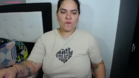 Snapshot of ninafuentes2x chatting on August 2026 03:53:02 AM NinaFuentes online show from August 2026 03:53:02 AM