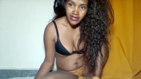 ninah_rise online show from October 2025 02:31:01 AM